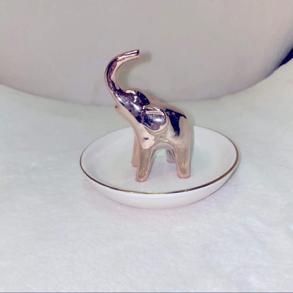 Rose Gold Color Elephant Ring Jewelry Holder